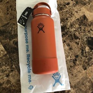 32 oz Hydro flask Hawaii limited edition